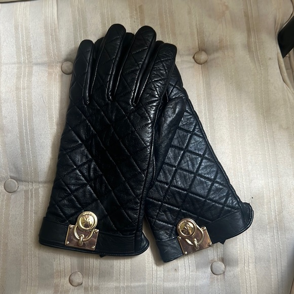 Michael Kors Accessories - Michael Kors Leather Gloves